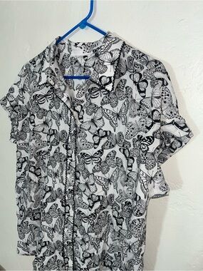 Jane + Delancey short sleeve button-up top shirt butterfly print pattern rayon
